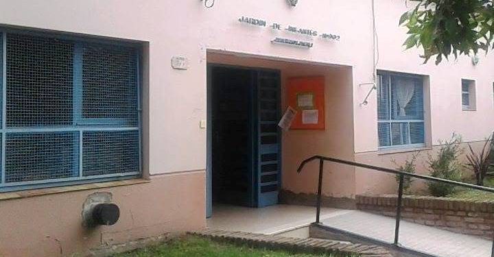 Reunión informativa en el Jardín N° 902 de Saldungaray