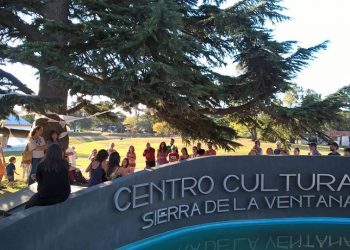 Convocatoria a la reunión por el Centro Cultural