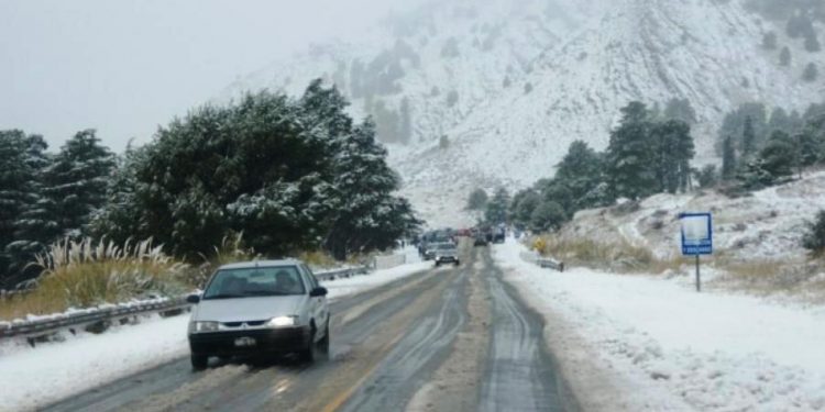 Se cortó la ruta 76 en el Abra de la Ventana