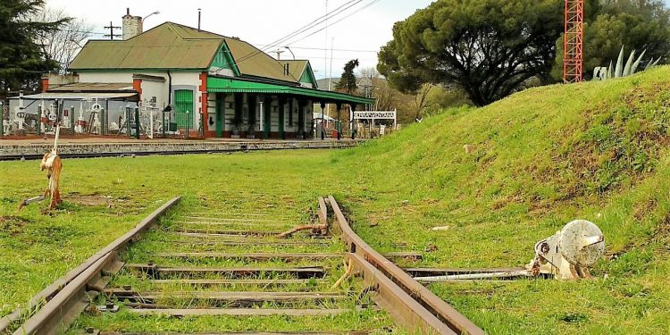 "El tren es vital para la vida de las poblaciones".