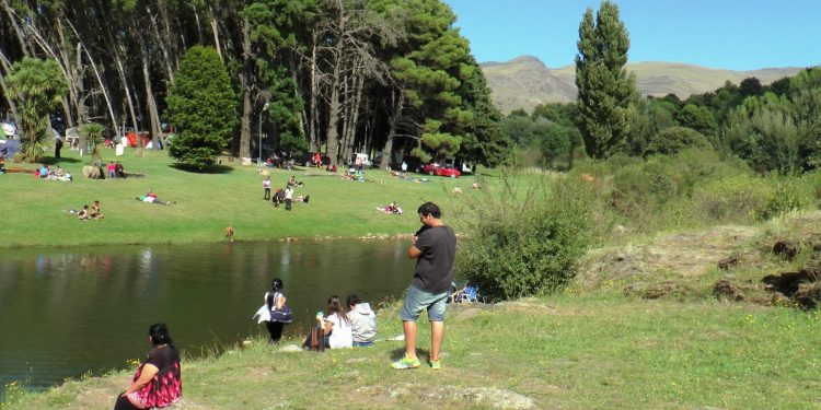 "Hace años que quería que en Villa haya un balneario, que se concrete, porque no tenemos"