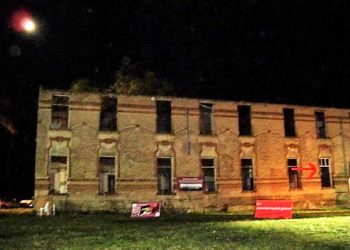 Resurgen las historias de fantasmas y apariciones en las ruinas del Club Hotel de la Ventana.