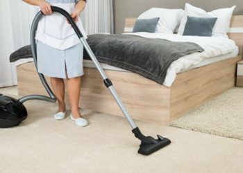 Complejo de cabañas de Sierra de la Ventana, incorpora a su staff mucama.