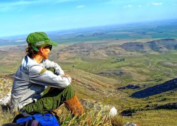 «La palabra ‘bosque’ es un concepto muy fuerte que no describe nuestro ecosistema. «Vivimos en el Pastizal Pampeano, donde lo que predominan son las hierbas y los arbustos»