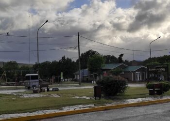 Frío, sol, Lluvia y viento sur. Amanecer de un martes inestable.