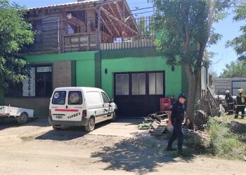 Sierra de la Ventana: Incendio en rotisería de un supermercado.