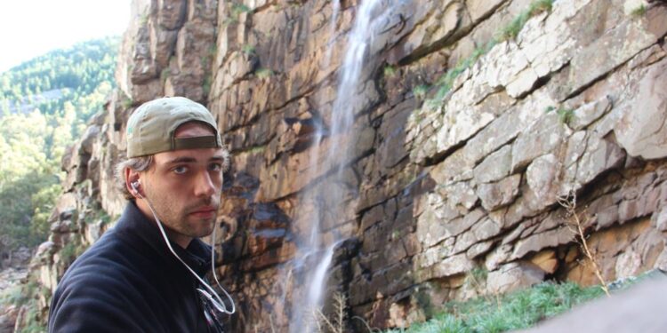 Herramientas para evitar ser víctimas de estafas en las reservas de alojamiento.