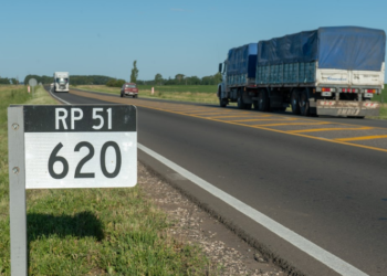 Restringen la circulación de camiones en rutas y autovías por recambio turístico y Semana Santa