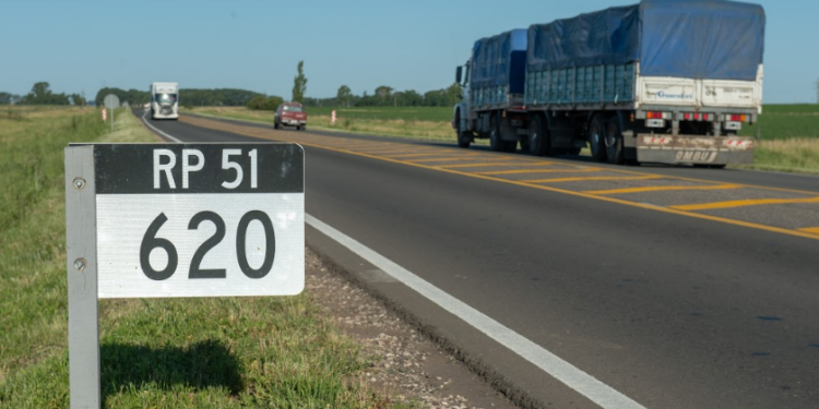 Restringen la circulación de camiones en rutas y autovías por recambio turístico y Semana Santa