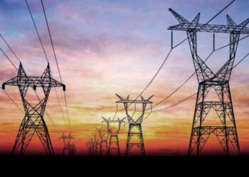 El aumento en la factura final de electricidad sería de 42,72% en todo el año