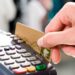 Proponen bajar impuestos en pagos con tarjetas para impulsar el uso de dinero electrónico