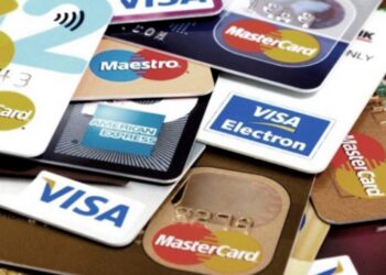 Sube el costo de financiar con tarjeta de crédito compras superiores a 200 dólares