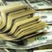 Se desplomó el dólar blue: hoy cotizó 270 pesos