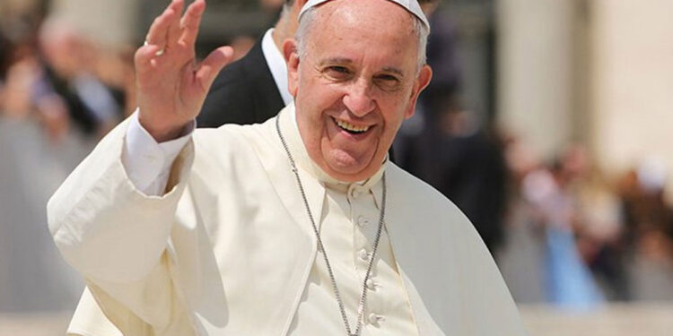 Francisco pidió que los ganadores del Mundial «lo vivan con humildad»