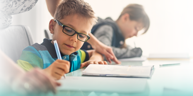 ¿Cómo detectar la miopía en nuestros hijos? – Novar