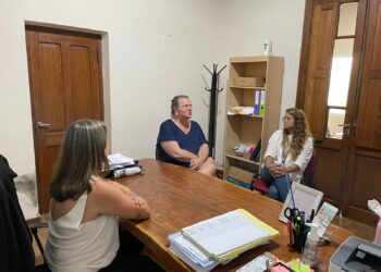 Municipios por la igualdad: Silvia Zaballa visitó Tornquist para coordinar acciones.