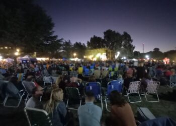 Fiesta Provincial de Las Golondrinas: Primer jornada con gran concurrencia.