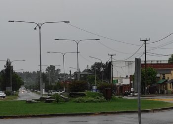Se registran importantes lluvias. Rige alerta amarillo en toda la zona