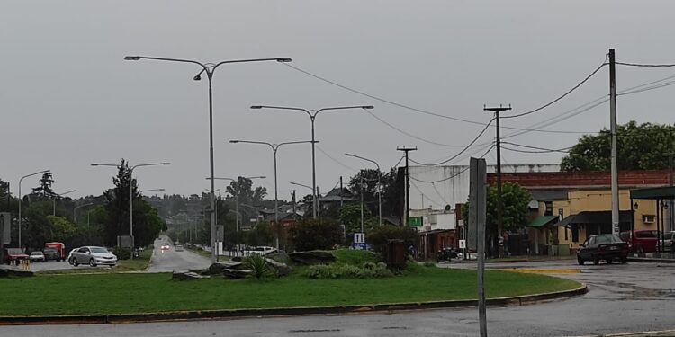 Se registran importantes lluvias. Rige alerta amarillo en toda la zona