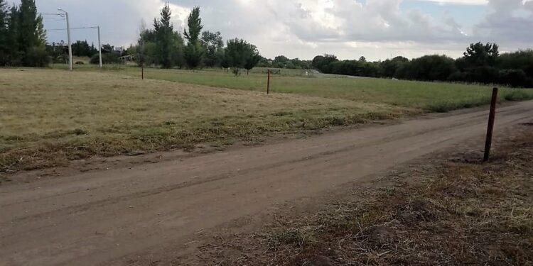 Siguen los problemas en Cerro Ceferino: “alambraron todo y pusieron carteles de inmobiliarias”