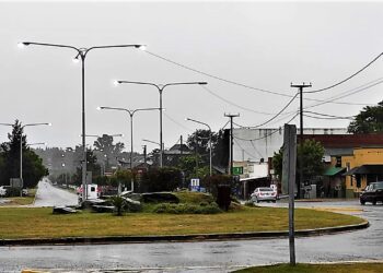 Llueve con intensidad desde hace horas en Sierra de la Ventana y la mínima llegó a 4.8°..