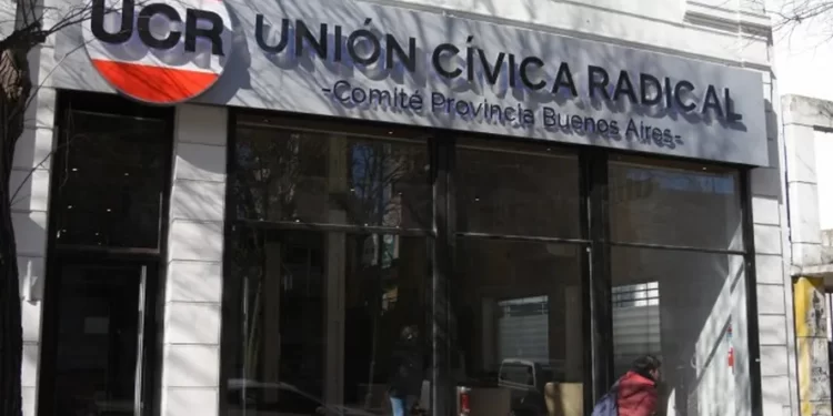 Supera las 10.000 firmas la solicitud de internas abiertas en la UCR de la provincia de Buenos Aires