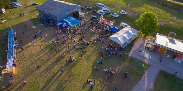 Convocatoria a artesanos y manualistas para la Feria de Semana Santa