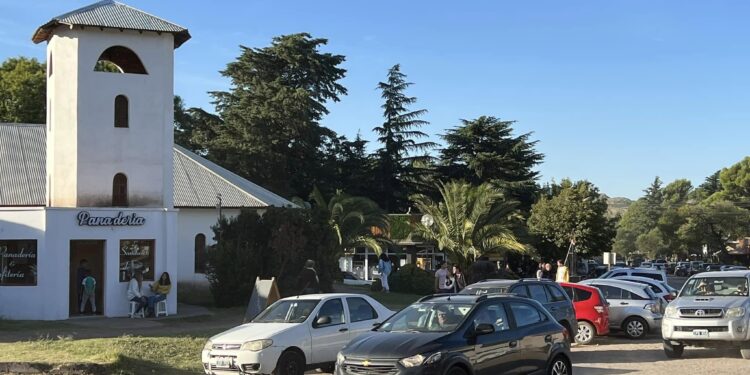 Gustavo Sandobal: “en la temporada de verano la comarca fue un lugar de paso”