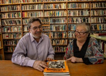 Claudio Masson presenta “Historias Educativas” en la Feria del Libro