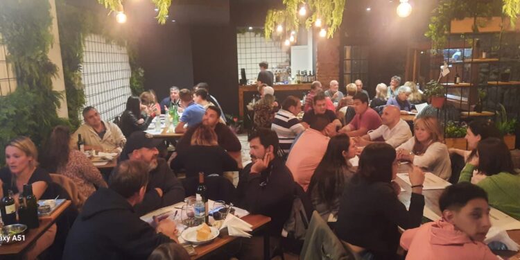 Reabrió Che Pepe, con el mismo nombre pero con una propuesta renovada.