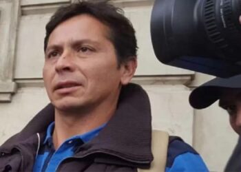 Mujer denunció ser agredida por su pareja, condenado por descuartizar y quemar a su novia en 2004