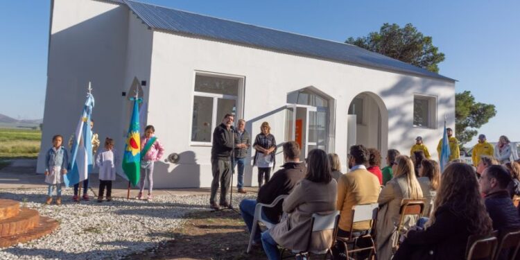 En un día histórico para la educación Bordoni inauguró importantes obras