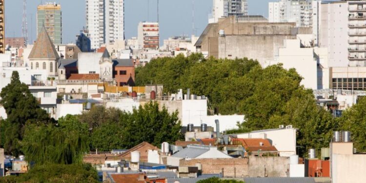 Un hombre abusó sexualmente de una mujer a la que le alquilaba una habitación en su casa de Bahía Blanca.