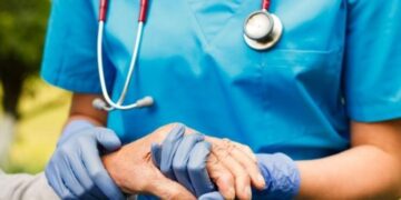 Promulgan ley que jerarquiza e incluye a trabajadores en la Carrera Profesional Hospitalaria