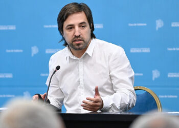 Kreplak: “La epidemia de bronquiolitis podría durar entre seis y ocho semanas más”