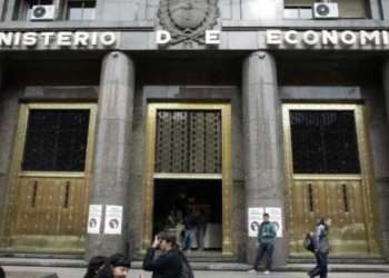 Economía consiguió $773.710 millones y logró financiamiento neto por casi $300.000 millones