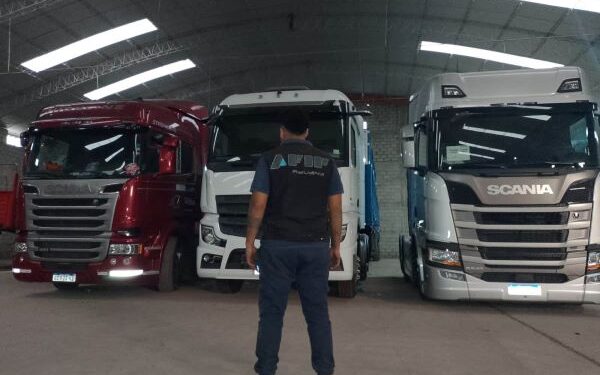 La Aduana secuestró bienes valuados en $278 millones en investigación por contrabando de neumáticos