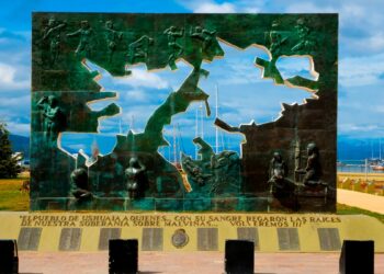 Argentina reafirma soberanía sobre Malvinas y denuncia militarización británica