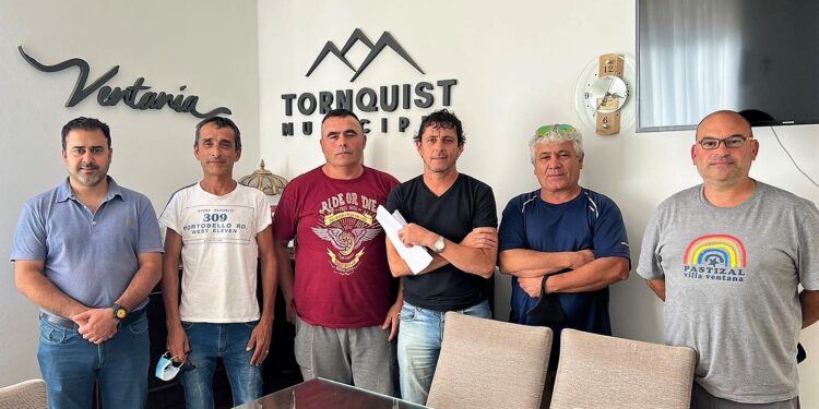 Municipales: “Las prioridades de hoy son ropa y maquinarias”