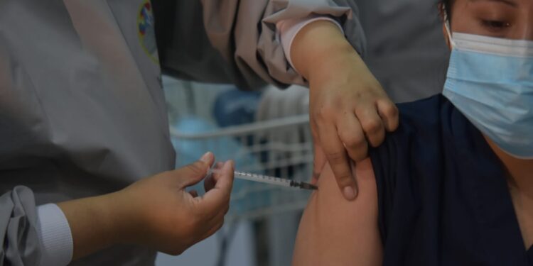 Medidas de protección ante el aumento de enfermedades respiratorias en los Centro de Salud del distrito