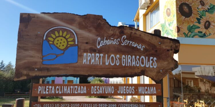 Apart Los Girasoles busca mucama.