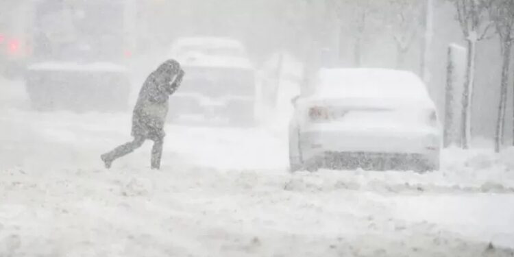 Alertas amarillas por vientos en el centro y la Patagonia y por nevadas en Neuquén y Santa Cruz