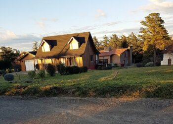 Un accidente en el Barrio Golf no terminó en tragedia de milagro