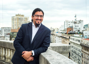 “El voto a Milei trasciende la sectorización y rompe con el tradicionalismo”