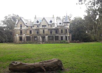 Tesoros olvidados: los castillos y palacios abandonados de Buenos Aires