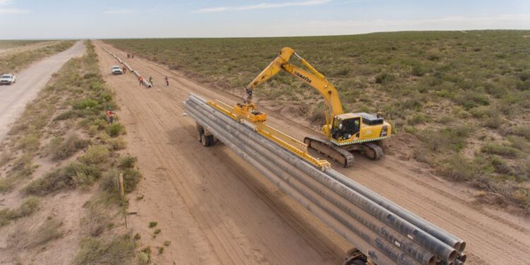 Tras entrada en servicio, en próximos meses Gasoducto Néstor Kirchner duplicará capacidad transporte