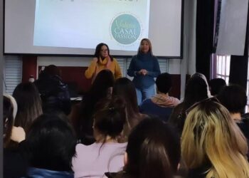 Hubo una jornada sobre los derechos en el cuidado y la atención de personas mayores en residencias