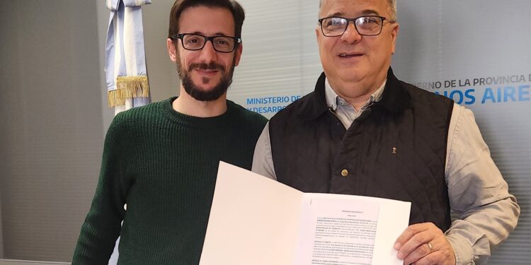 Bordoni firmó un convenio para la construcción de 38 viviendas más en Tornquist