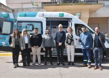 El municipio recibió una ambulancia para el Hospital Menor de Sierra de la Ventana y equipamiento de salud