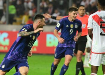 Argentina aumenta su dominio en las Eliminatorias con un Messi en esplendor